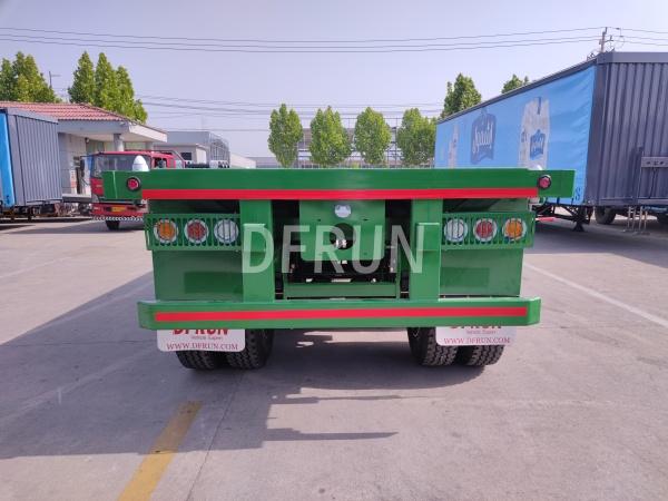 Flatbed trailer quality inspection before shipment