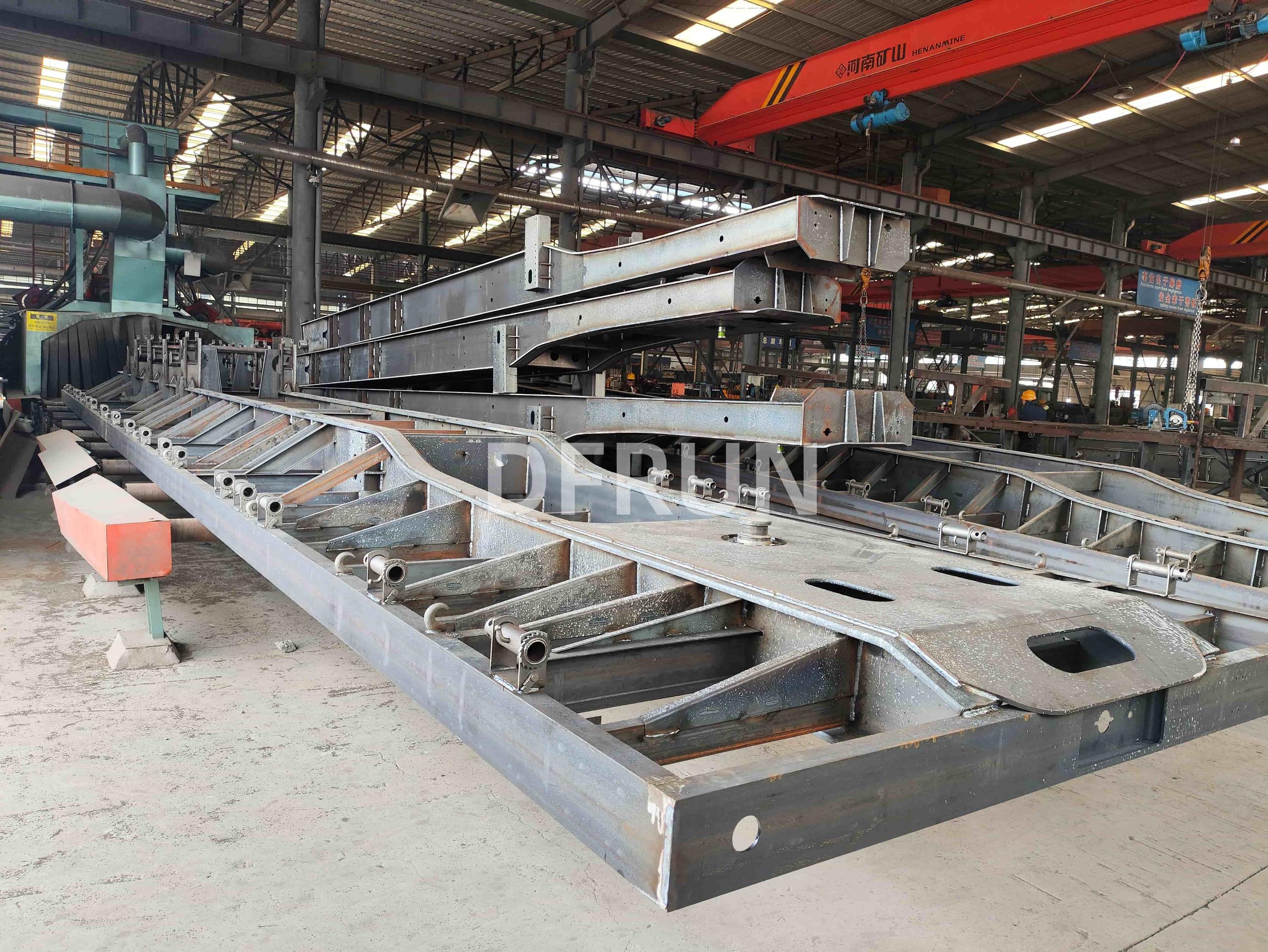 Sidewall trailer manufacturing detail