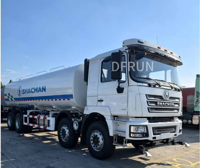 SHACMAN water tanker prepared for delivery