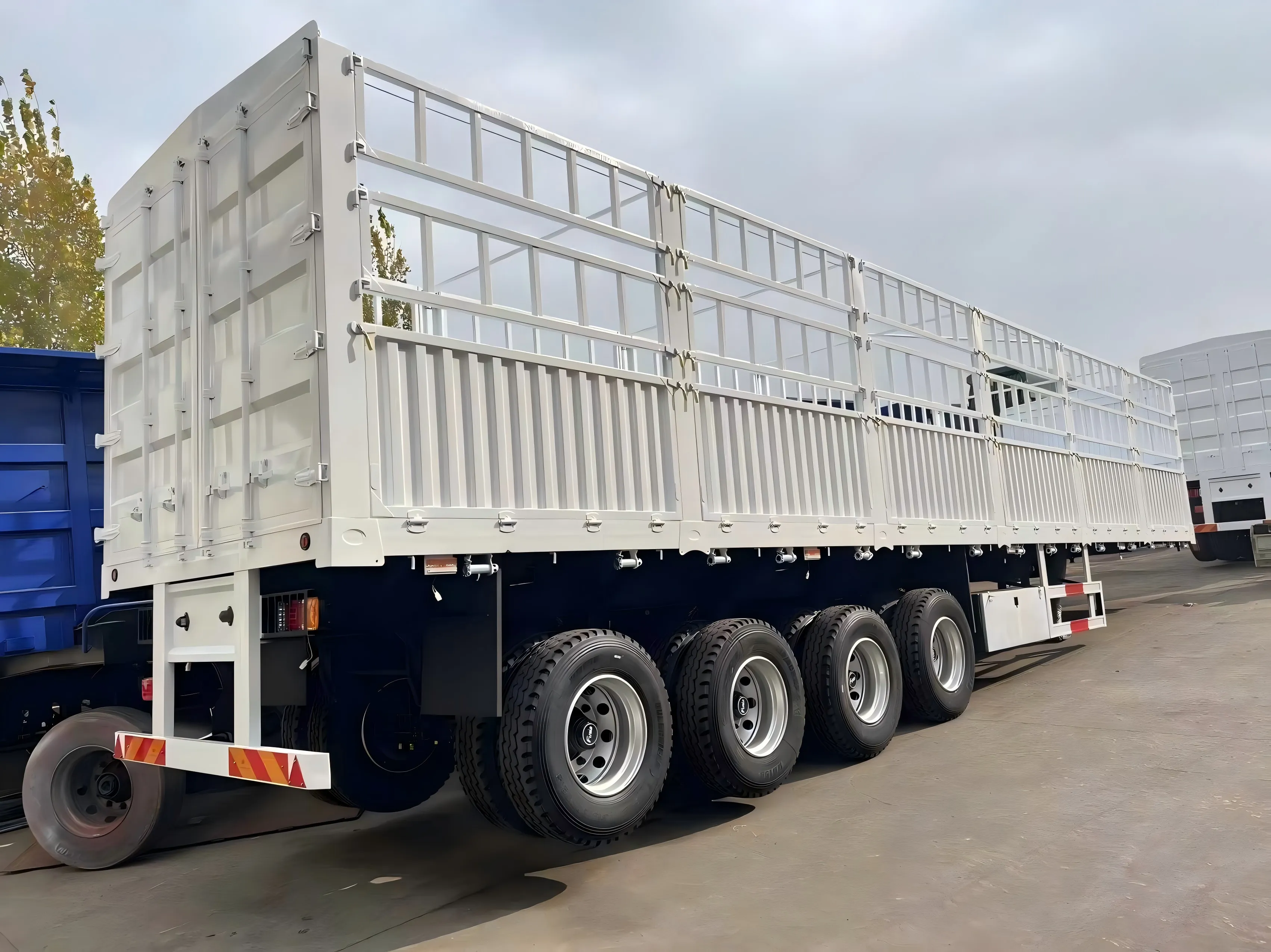 4 Axles Stake Trailer