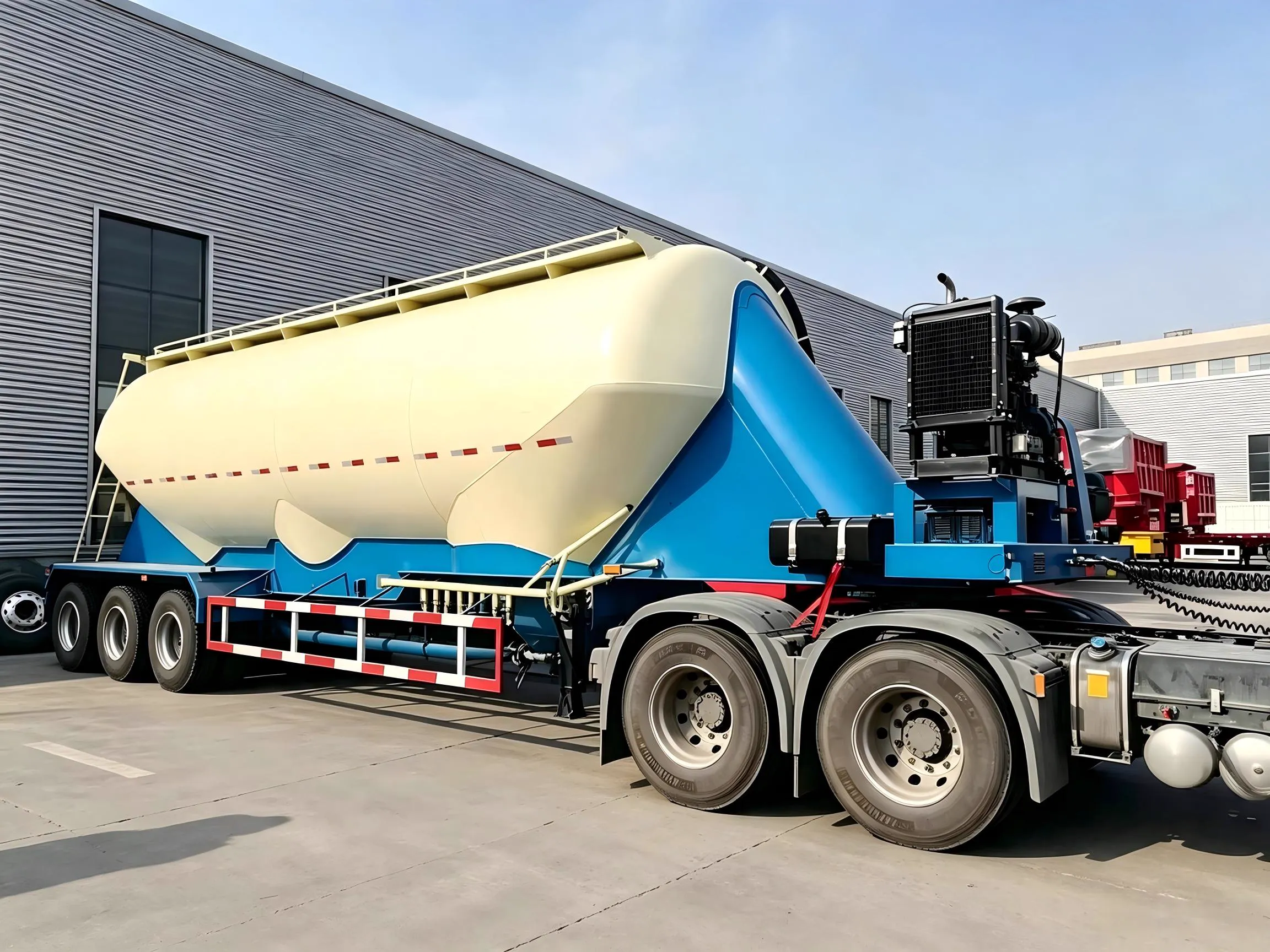 3 Axles Dry Bulk Powder Tanker Trailer